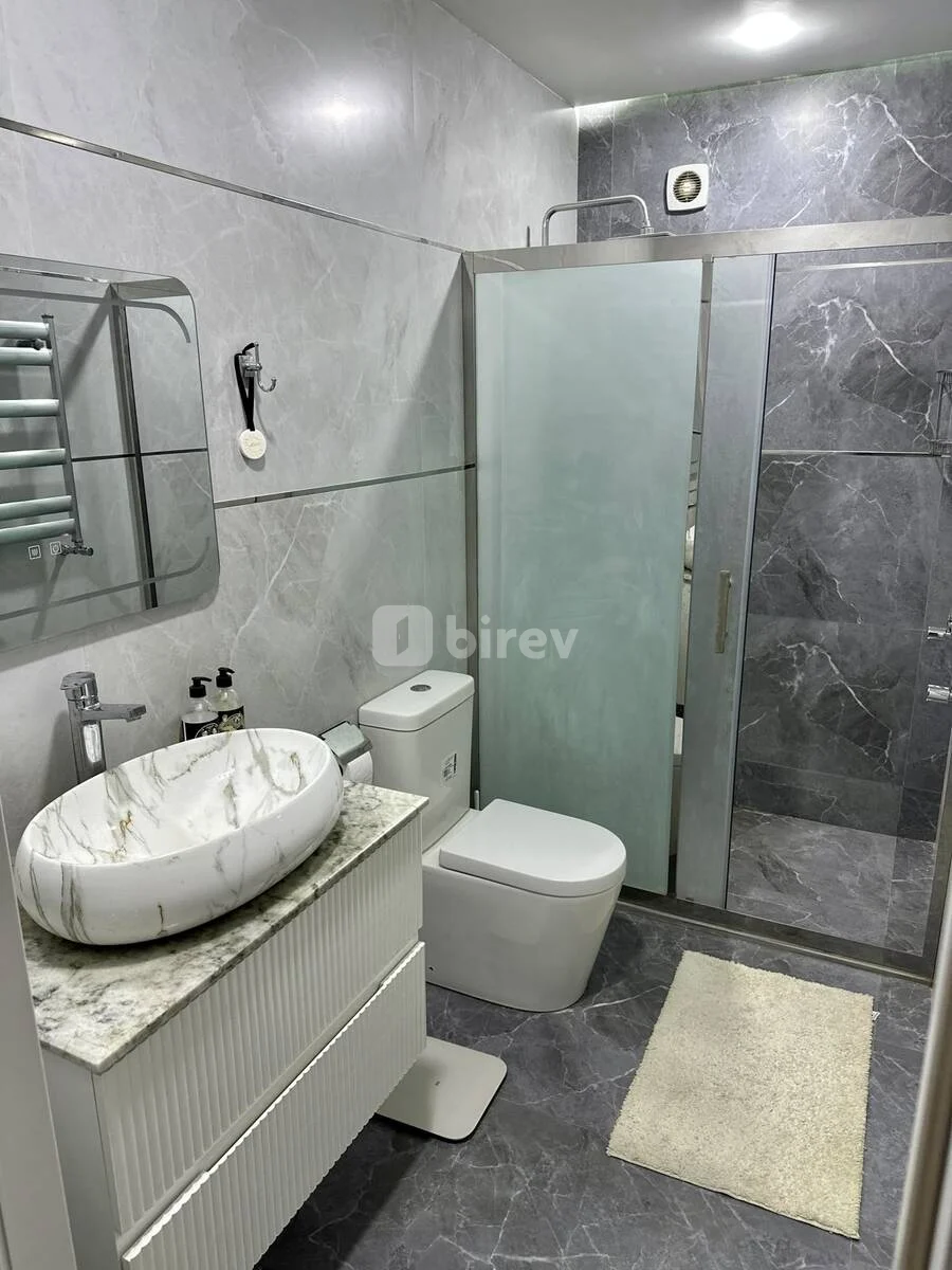 2 otaqlı mənzil, Nəsimi rayonu, Hüseyinqulu Sarabiski küçəsi, giriş 6, M5,m8, Bakı şəhəri — şəkil 15