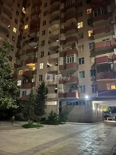 4 otaqlı mənzil, Xətai rayonu, Şah İsmayıl Xətai m.