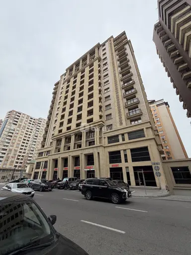 5 otaqlı mənzil, Xətai rayonu, Şah İsmayıl Xətai m.