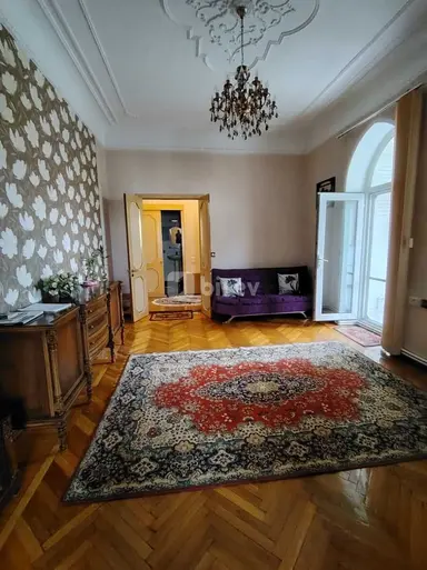 2 otaqlı mənzil, Nizami rayonu, 28 May m.
