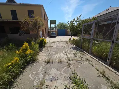 10 otaqlı həyət evi, Bilgəh q.