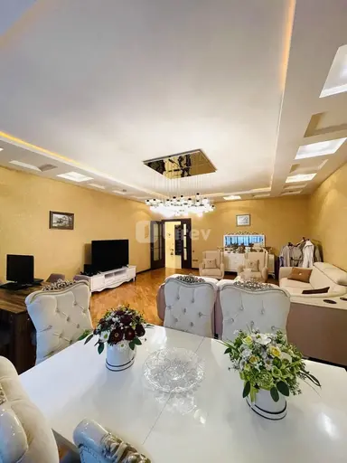 4 otaqlı mənzil, Nəsimi rayonu, Nizami m.