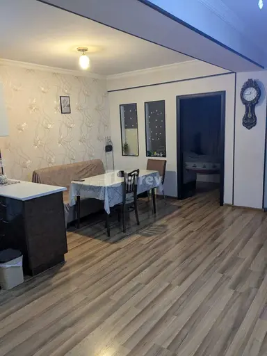 3 otaqlı mənzil, Bakıxanov q.