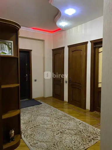 3 otaqlı mənzil, 8-ci kilometr q.