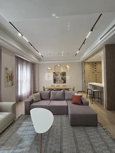 2 otaqlı mənzil, Ağ şəhər q.
