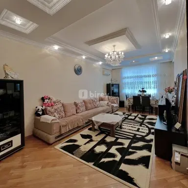 3 otaqlı mənzil, Yasamal rayonu, İnşaatçılar m.
