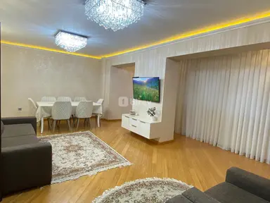 3 otaqlı mənzil, Yasamal q.
