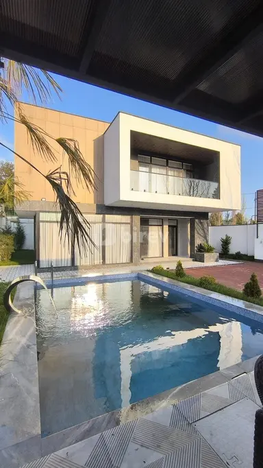 6 otaqlı həyət evi, Novxanı q.
