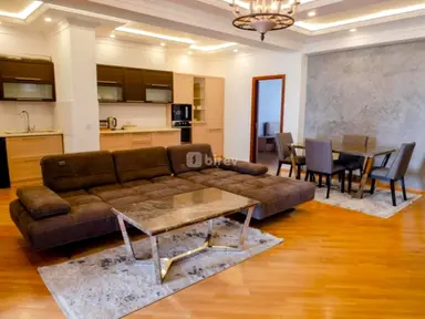 4 otaqlı mənzil, Xətai rayonu, Şah İsmayıl Xətai m.