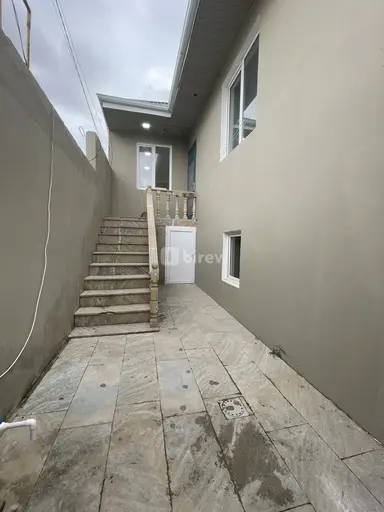 2 otaqlı həyət evi, Hövsan q.