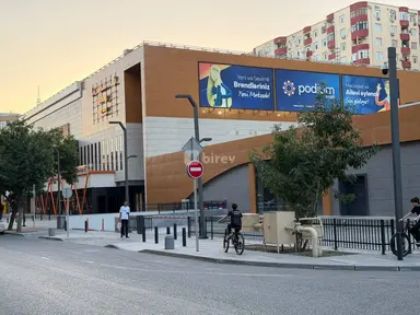 3 otaqlı mənzil, 8-ci kilometr q.