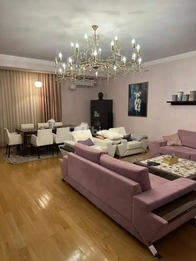 4 otaqlı mənzil, Nəsimi rayonu, 28 May m.