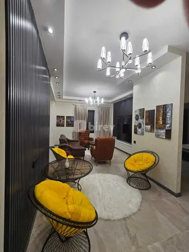 3 otaqlı mənzil, Ağ şəhər q.