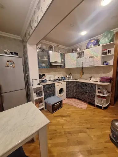 3 otaqlı mənzil, 8-ci kilometr q.