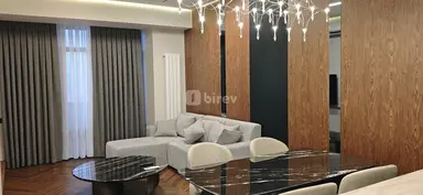 2 otaqlı mənzil, Ağ şəhər q.