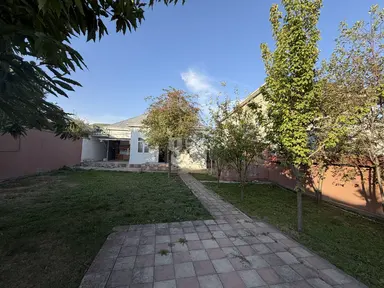 3 otaqlı həyət evi, Qəbələ rayonu, Qəbələ r.