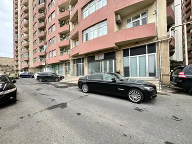Obyekt, Xətai rayonu, Şah İsmayıl Xətai m.