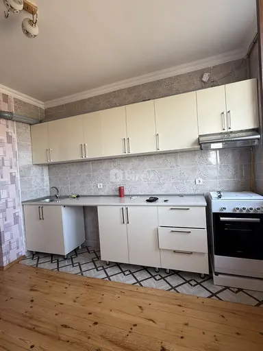 4 otaqlı mənzil, Sahil q.