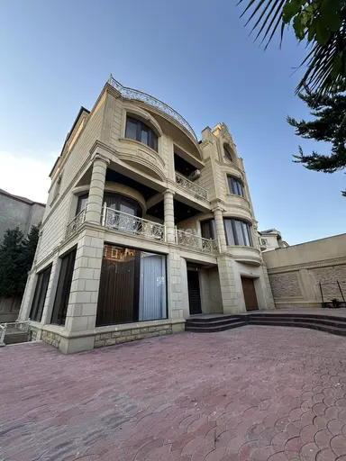 8 otaqlı həyət evi, 6-cı mikrorayon