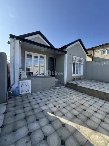 3 otaqlı həyət evi, Zığ q.