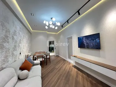 3 otaqlı mənzil, Ağ şəhər q.