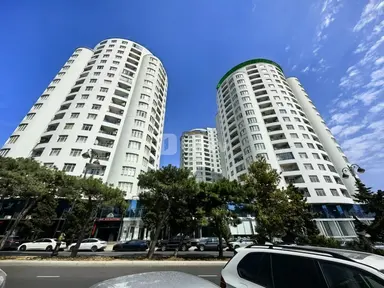 4 otaqlı mənzil, Nəsimi rayonu, 28 May m.
