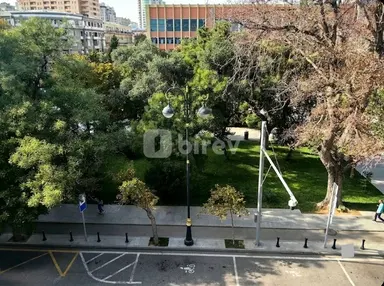 5 otaqlı mənzil, Nəsimi rayonu, Sahil m.
