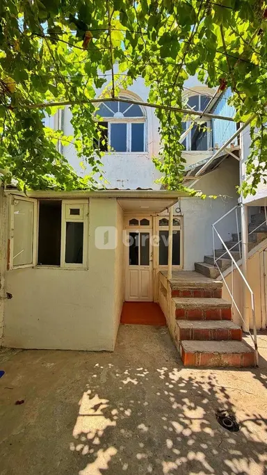 5 otaqlı həyət evi, M.Ə.Rəsulzadə q.