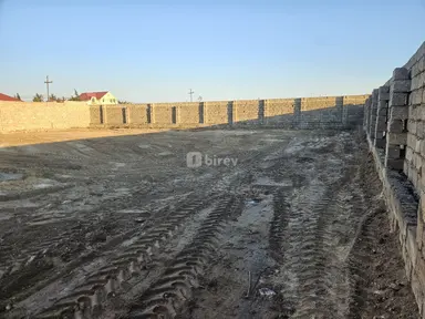 3 sot torpaq, Albalılıq q.