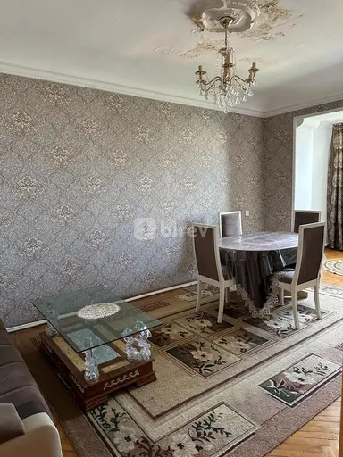 3 otaqlı mənzil, Bakıxanov q.