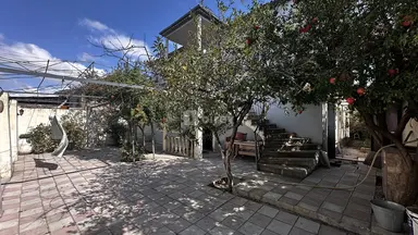 8 otaqlı həyət evi, Əhmədli q.