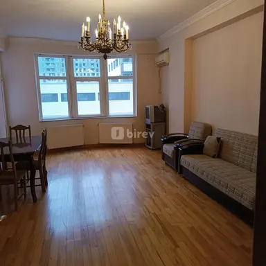 3 otaqlı mənzil, 8-ci kilometr q.