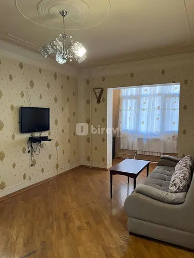 2 otaqlı mənzil, 8-ci mikrorayon