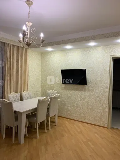 2 otaqlı mənzil, Bakıxanov q.