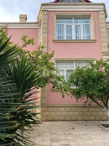 8 otaqlı həyət evi, Həzi Aslanov q.