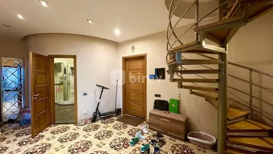 5 otaqlı mənzil, Yasamal q.