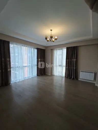 3 otaqlı mənzil, Yasamal q.