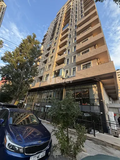 3 otaqlı mənzil, Nəsimi rayonu, 28 May m.