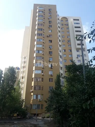 2 otaqlı mənzil, Ağ şəhər q.