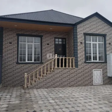 4 otaqlı həyət evi, Saray q.