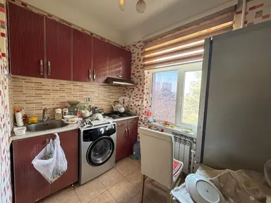 2 otaqlı mənzil, 8-ci kilometr q.