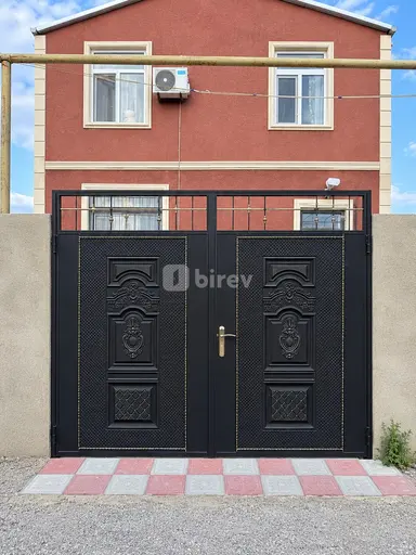 4 otaqlı həyət evi, Corat