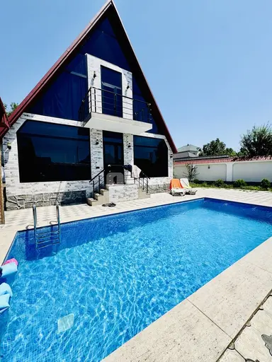 4 otaqlı həyət evi, Qəbələ rayonu, Qəbələ r.